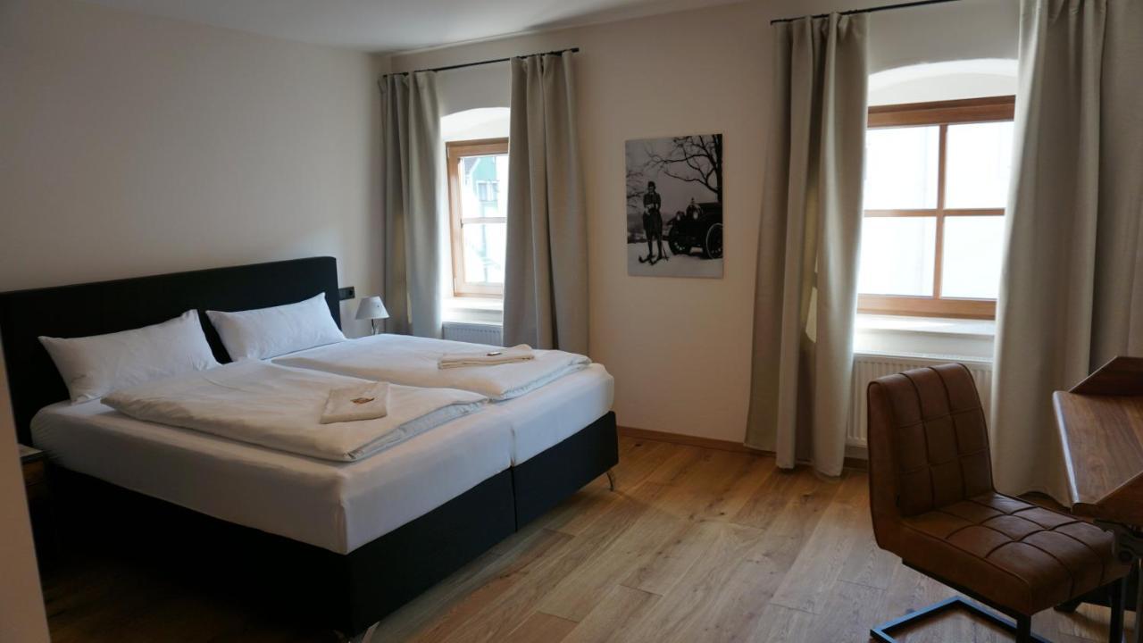 Hotelgasthof Kirchenwirt Schierling 外观 照片